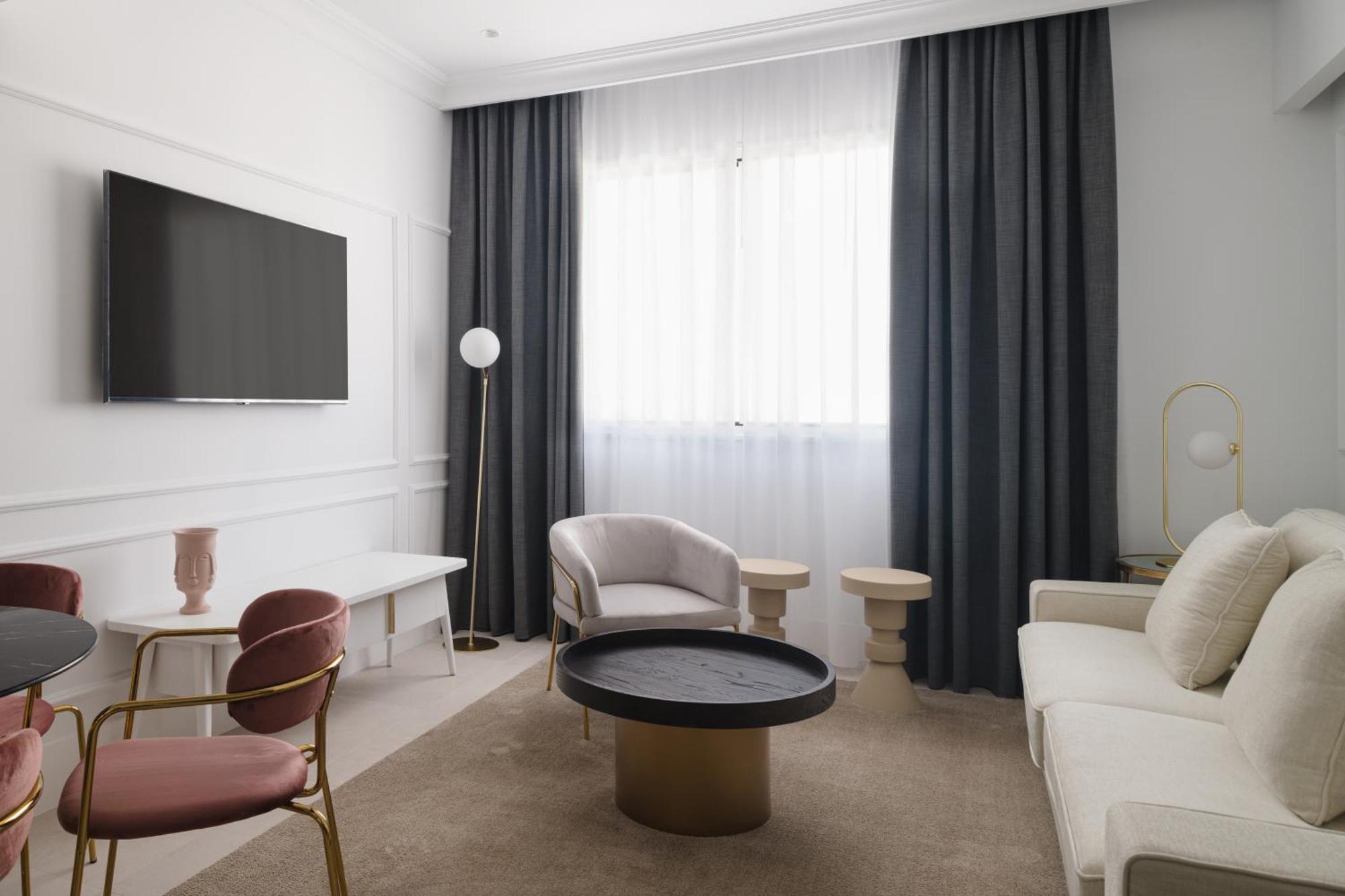 Blue Marina Suites - Boutique Apartments アレシフェ エクステリア 写真