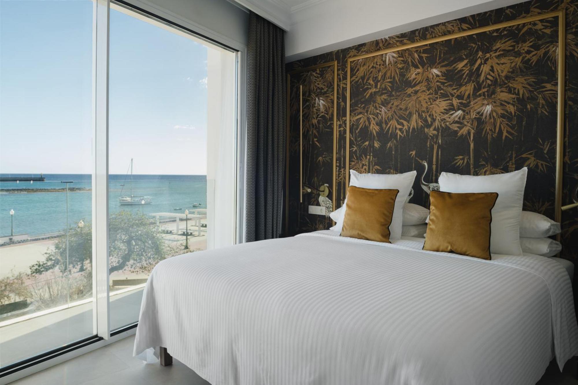 Blue Marina Suites - Boutique Apartments アレシフェ エクステリア 写真