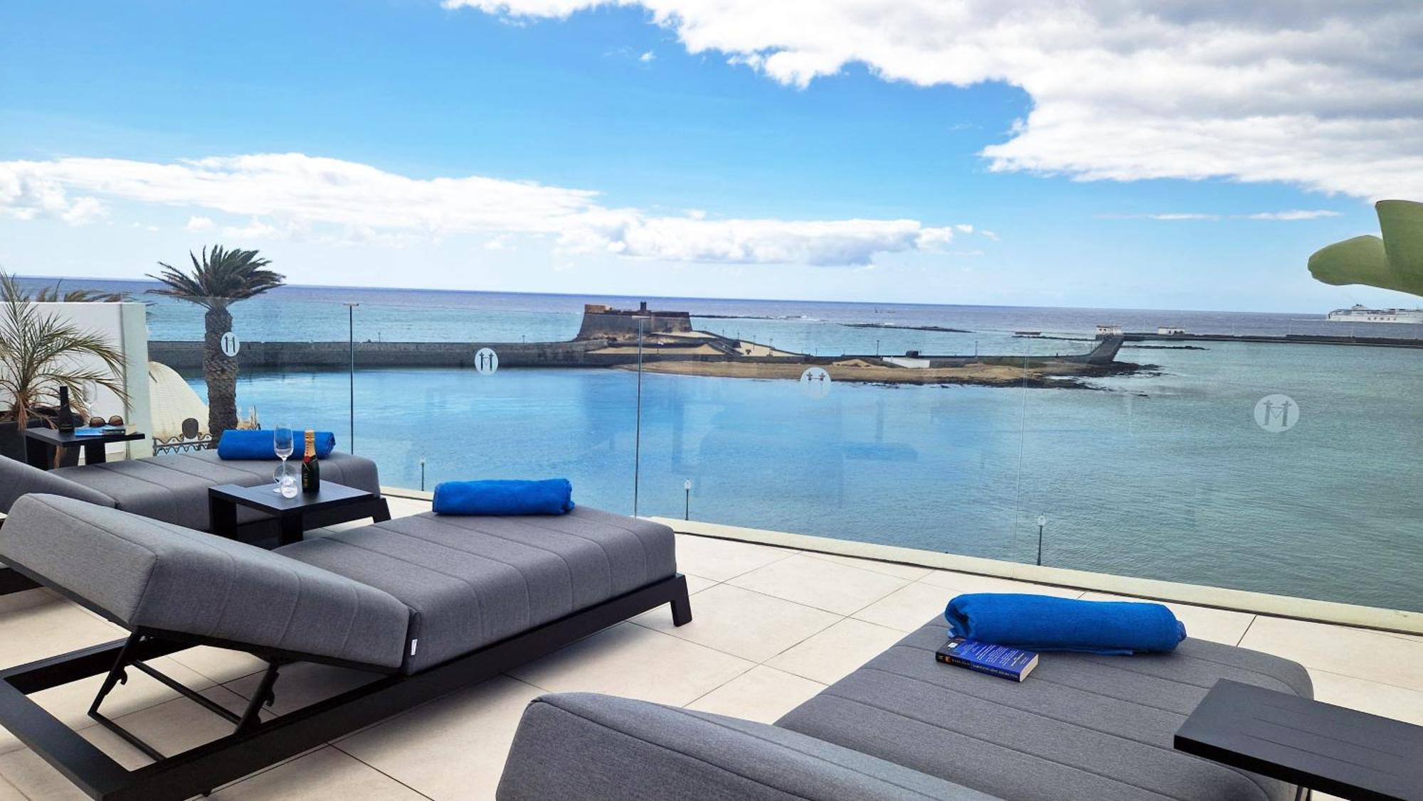 Blue Marina Suites - Boutique Apartments アレシフェ エクステリア 写真