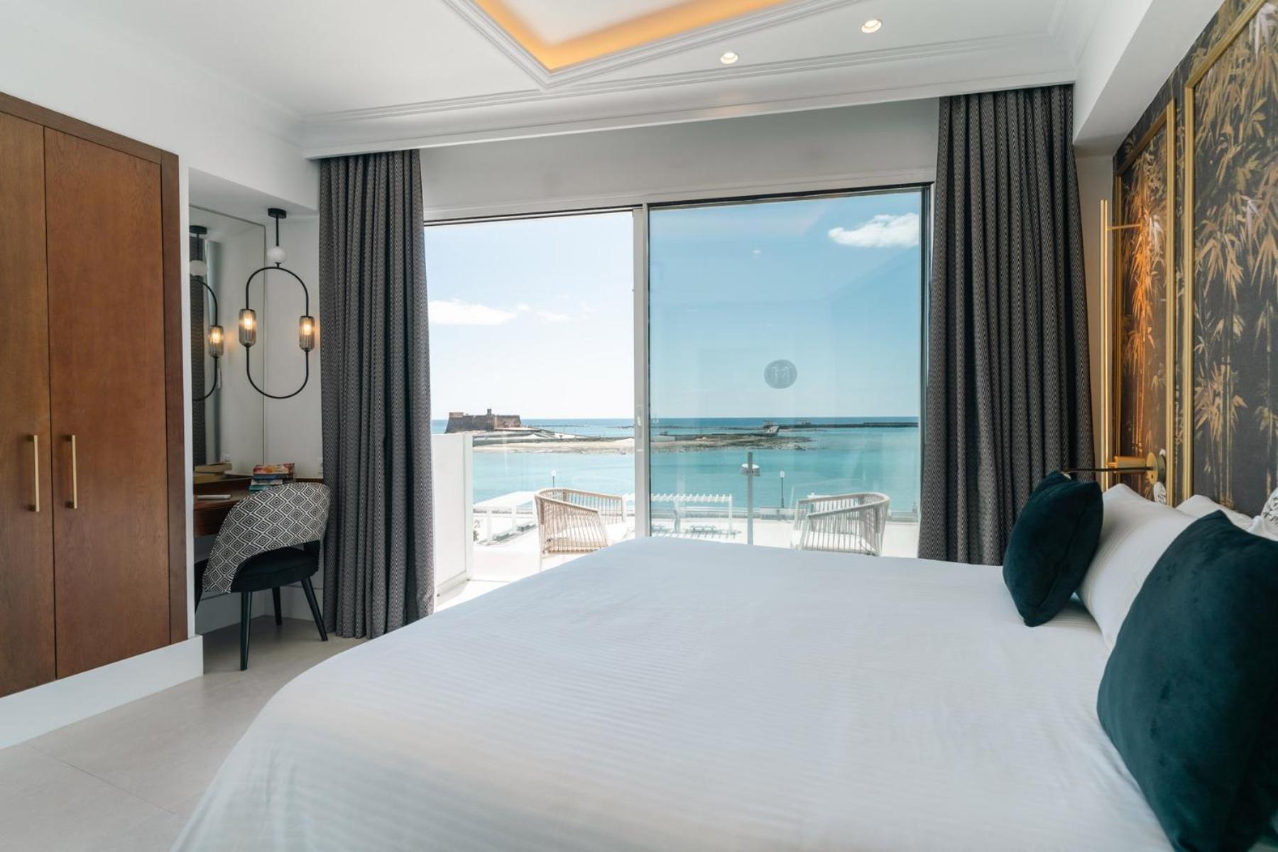 Blue Marina Suites - Boutique Apartments アレシフェ エクステリア 写真