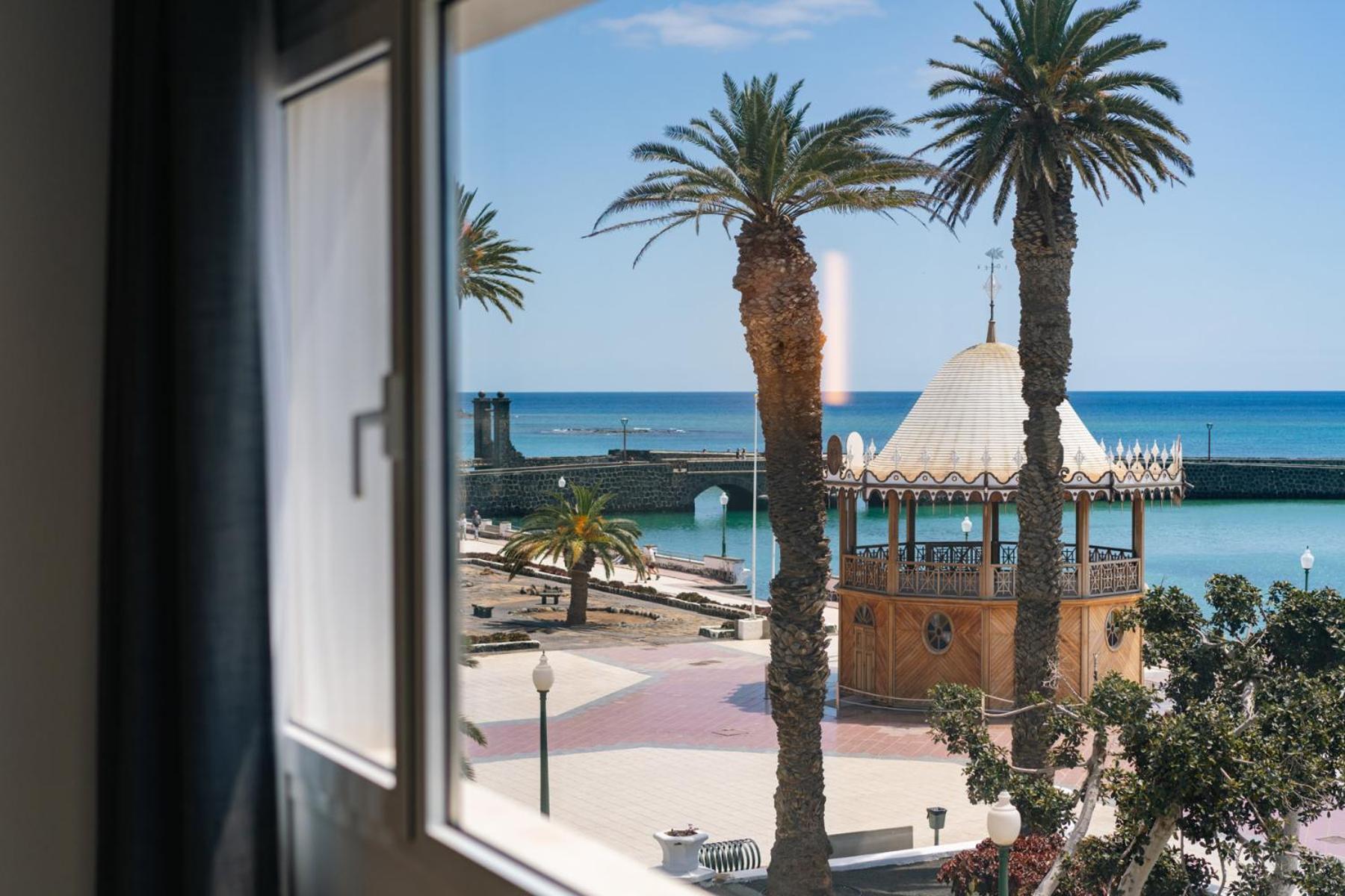 Blue Marina Suites - Boutique Apartments アレシフェ エクステリア 写真